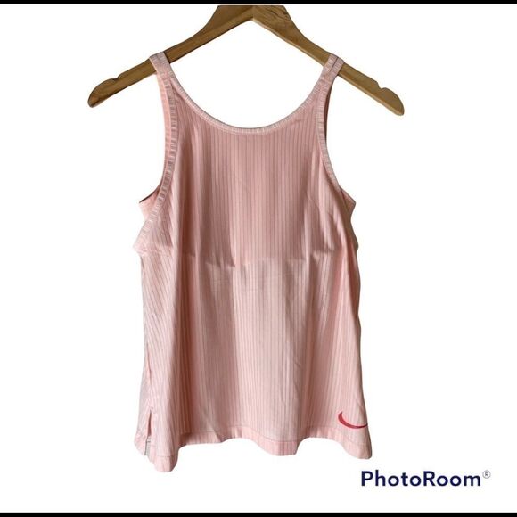 Nike 2-In-1 Dri-Fit Training Tank Top Shirt - Picture 2 of 13